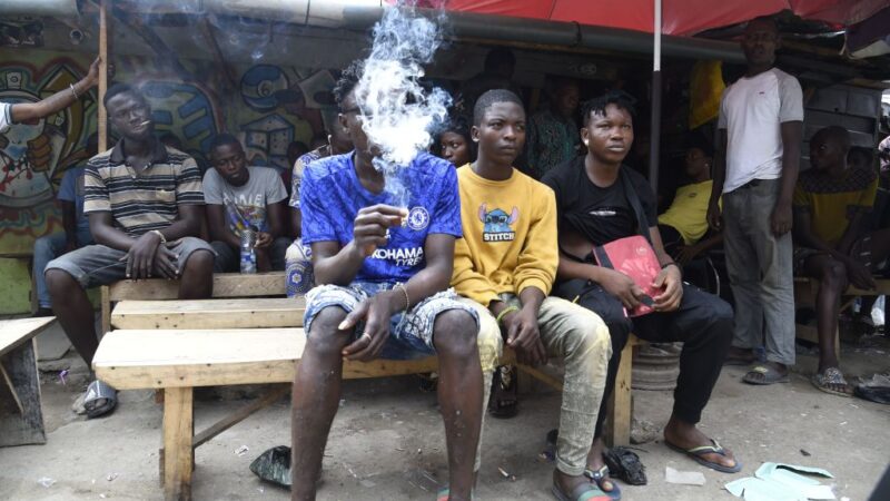 Toxicomanie, l’aspect mental et psychologique négligés, les conséquences à large spectre