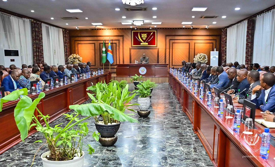 RDC : avancée des rebelles M23. F. Tshisekedi prend la menace au sérieux